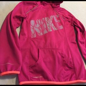 EUC Nike girls Therma-Fit hoodie
